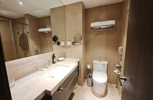 Downtown Hangzhou Hotel | Crystal Hotel Hangzhou West Lake Wulin