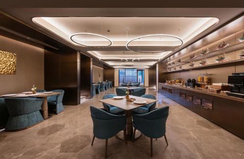 Zhanqiao Hotel | Crystal Hotel Qingdao Badaguan Scenic Area