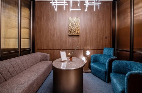 Qingdao City Center Hotel | Crystal Hotel Qingdao May Fourth Square