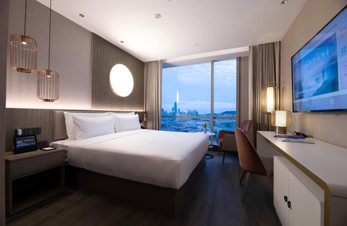 Shibei Hotel | Crystal Hotel Qingdao MixC Shandong Road