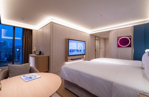 Putuo Hotel | Crystal Hotel Shanghai Changfeng Business District