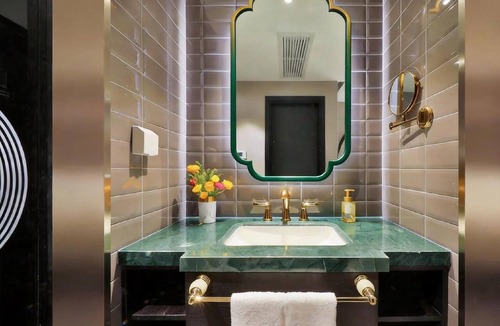 Yangpu Hotel | Crystal Hotel Shanghai Wujiaochang