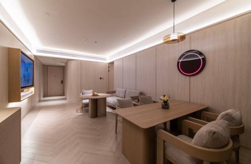 Shanghai Hotel | Crystal Hotel Shanghai Chongming Nanmen