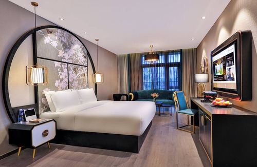 Baoshan Hotel | Crystal Hotel Shanghai Univ Dachang