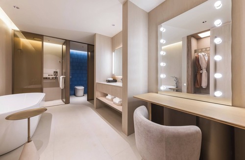 Jitigangcun Hotel | Crystal Orange Dongguan Huangjiang