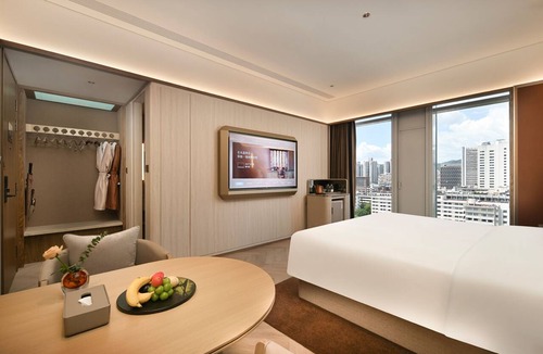 Luohu Hotel | Crystal Orange Hotel Shenzhen Futian