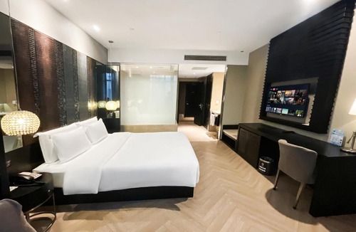 Pudong Hotel | Crystal Orange Hotel Shanghai International Tourism Resort Chuansha
