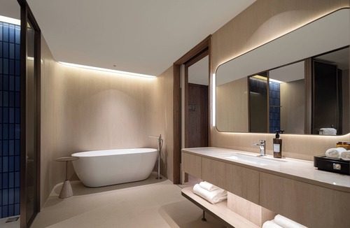 Shinan District Hotel | Crystal Orange Qingdao May Fourth Square