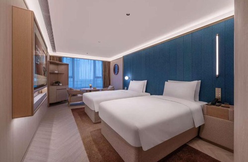 Minhang Hotel | Crystal Shanghai Minhang Huashan University Ziduoyuan Hotel桔子水晶上海闵行华师大紫竹园酒店