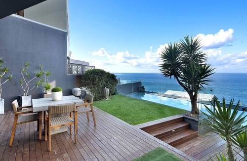 Dee Why House | Curly Sunrise - Oceanfront