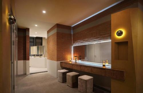 Qinhuai Qu Hostel | Cut wood youth hostel