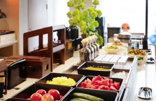 Liwan Hotel | CYBO Station SSAW Hotel Guangzhou Hualin Temple Subway Station