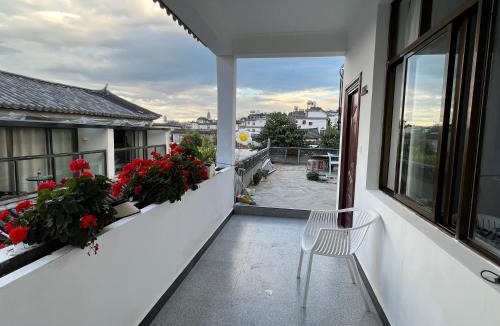 Dali Town Bed & Breakfast | Dali Ancient Town Monster B&B