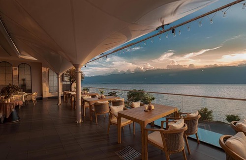 Dali Town Hotel | Dali Azure Hillside Boutique Resort- Wenbi Village - Gourmet Dining & Cocktail Lounge & Complimentary Airport Pick-up for 2 Nights