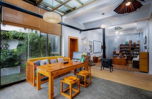 Dali Ancient Town House | Dali Buxianshan Guesthouse-in Dali ancient city,english speaking, home cat, recommend by lonely plan net