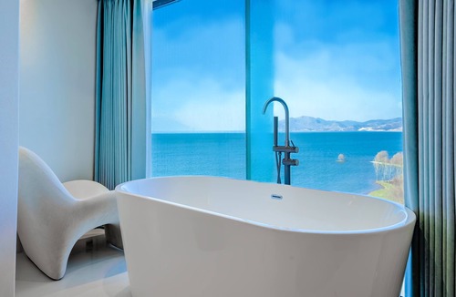 Xiaguan Hotel | Dali Canghai Xueyue Seaview Hotel