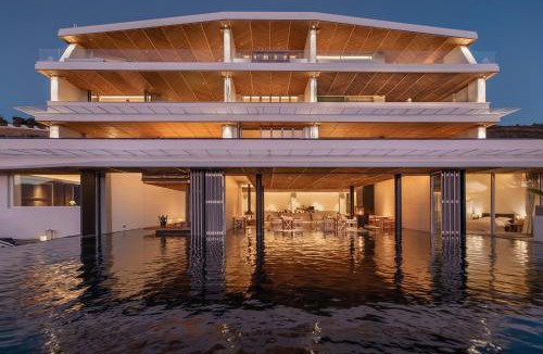 Dali Town Hotel | Dali Fanchen Half-Mountain Seaview Resort Hotel