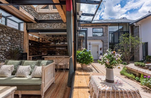 Dali Ancient Town House | Dali GuGu Hotel
