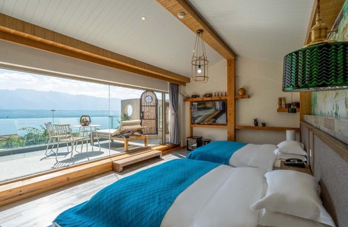Dali Hotel | Dali Sea Coconut · Muxin Yeelen Villa Sea View Resort Homestay (Erhai Branch