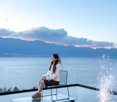 Manjiang House | Dali Seaside Garden Villa &Dali Airport,Train st'ation&English speaking