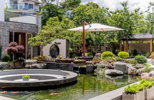 Dali Town Hotel | Dali Shanshuijian No.5 Courtyard Villa Garden Resort Hotel