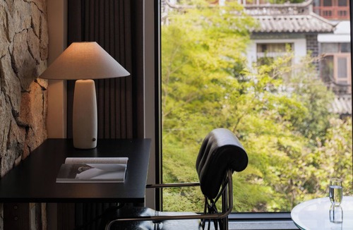 Dali Ancient Town Hotel | Dali Wolan Hidden Luxury Hotel