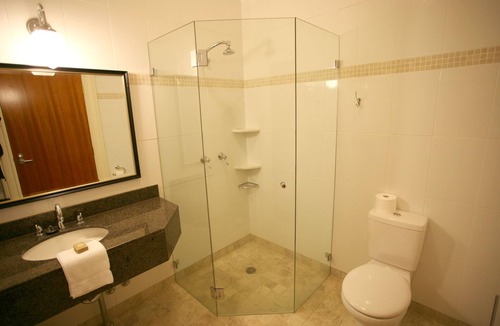 Homebush Hotel | Darcys Hotel at Homebush