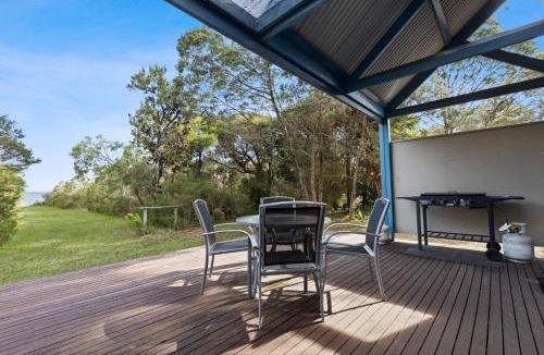 Forge Creek House | Dargo - Waterfront Retreat