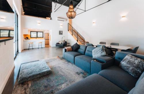 Willunga Apartment | Daybreak Loft. Willunga
