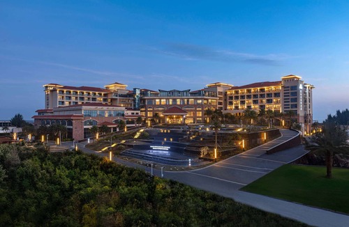 Gangkou District Hotel | Days Hotel By Wyndham Fangchenggang Bailang Beach