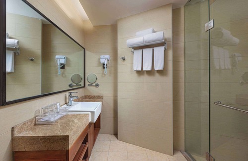 Dali Hotel | Days Hotel by Wyndham Dali High-speed Railway Station