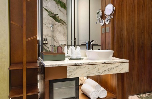Luohu Hotel | Days Inn by Wyndham Shenzhen Luohu