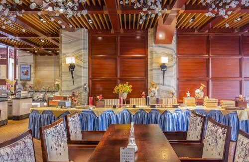 Dengfeng Hotel | Dengfeng Zhongzhou Huading Hotel