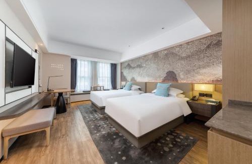 Donghu District Hotel | Dengting Hotel