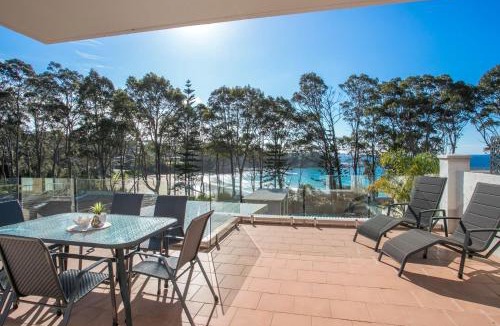 Denhams Beach Apartment | Denhams Beach side holiday apartment