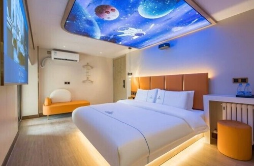 Middle Chaoyang Hotel | Dequan Luxury HuaYuan Hotel