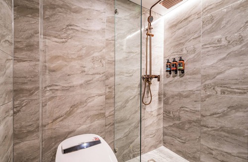 Beijing Central Business District Hotel | Dequan Luxury JingGuang Hotel