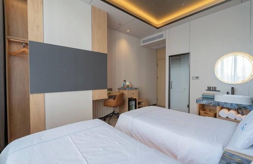 Chaoyang Hotel | Dequan ShanShui Hotel
