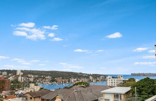 Manly Apartment | Designer Penthouse Overlooking Manly, the Ocean and Harbour