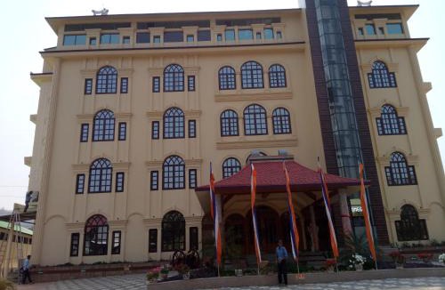 Sualkuchi Hotel | Dichang Resorts