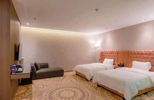Guzhen Hotel | DILLI Home