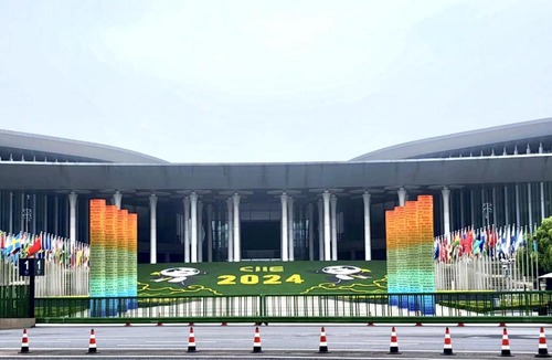 Qingpu Hotel | Dingshiju Crystal Hotel Hongqiao Railway Station National Convention and Exhibition Center