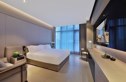 Qingpu Hotel | Dingshiju Crystal Hotel (Hongqiao Railway Station National Convention and Exhibition Center)