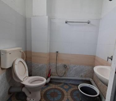 Tezpur Cabin | Dixsa Hotel and Guest House