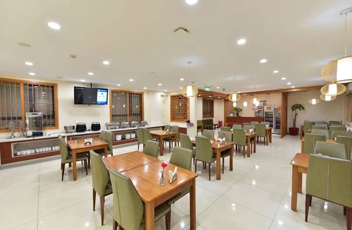 Downtown Beijing House | Dongdan Hotel Beijing