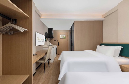 Dongguan City Center Hotel | Dongguan Guomao Yuanyue Li Youth Hotel
