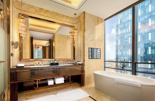Dongguan City Center Hotel | Dongguan R&F Wanda Vista Hotel