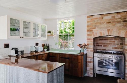 Milton House | Donovan's Cottage