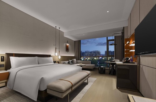 Cangnan County Hotel | Doubletree By Hilton Cangnan