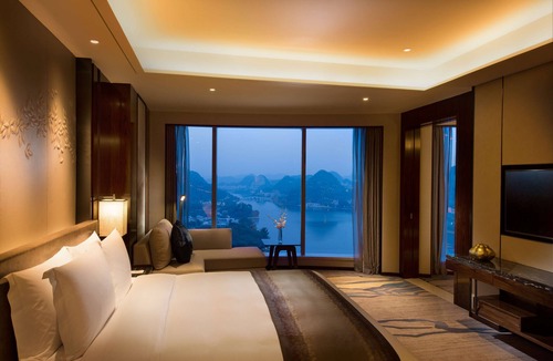 Xixiu District Hotel | DoubleTree by Hilton Hotel Anshun